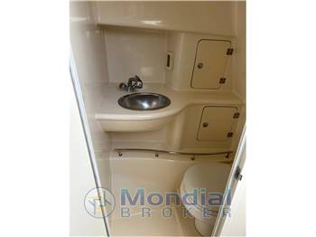 Boston Whaler 285 Conquest