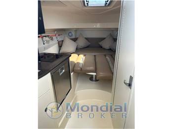 Boston Whaler 285 Conquest