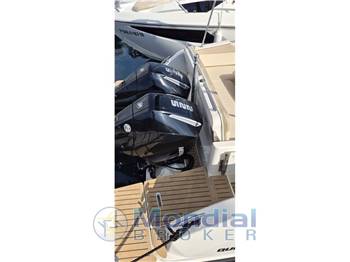 Quicksilver Sundeck 875