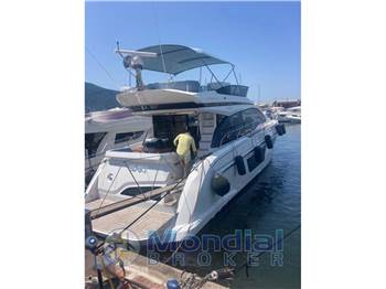 Azimut Yatchs Fly 53