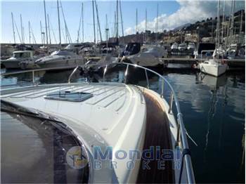 Need yacht 33 cabin