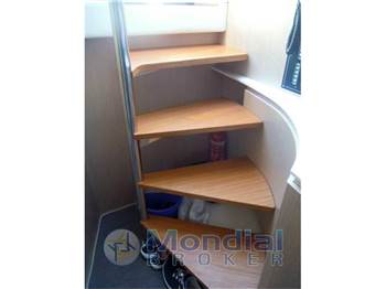 Need yacht 33 cabin