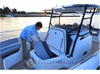 Jeanneau Cap camarat 9.0 cc
