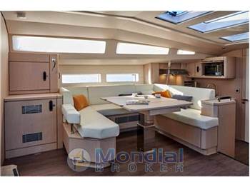 Jeanneau yacht J60
