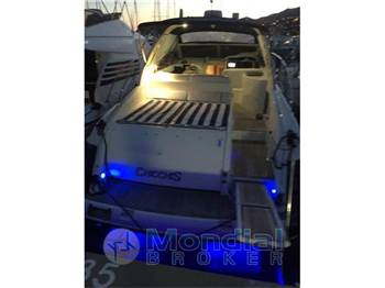 Princess yachts V 42