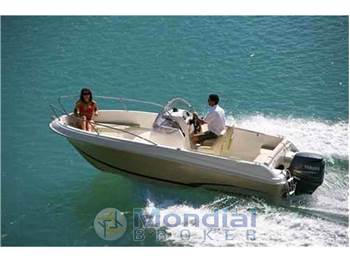 Jeanneau Cap camarat 5.5 cc serie 2