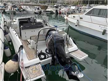 Beneteau Flyer 7.7 sun deck