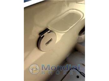 Bayliner 642