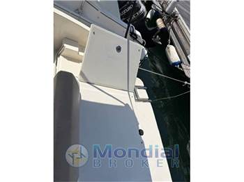 Bayliner 642