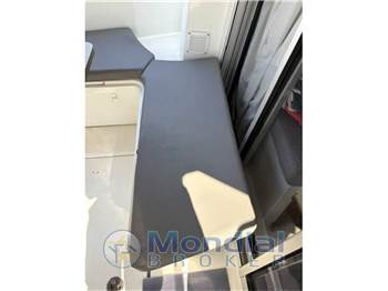 Beneteau Antares 8