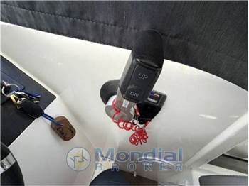 Beneteau Antares 8