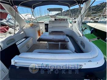 Chris craft 308 express cruiser