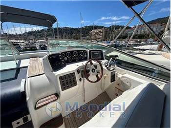 Chris craft 308 express cruiser