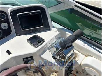 Chris craft 308 express cruiser