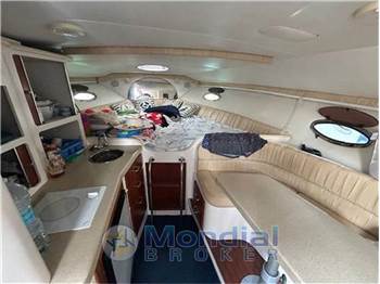 Chris craft 308 express cruiser