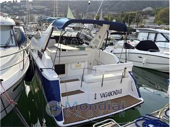 Bayliner Avanti 3055