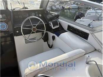 Bayliner Avanti 3055