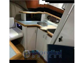 Bayliner Avanti 3055