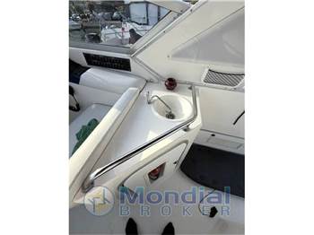 Bayliner Avanti 3055