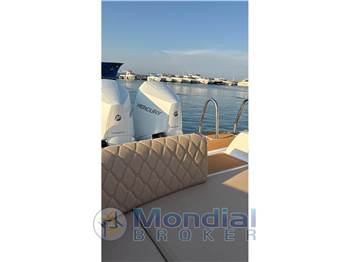 Sea prop Confort 33