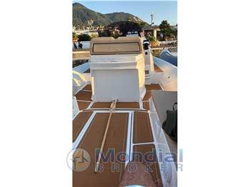 Sea prop Confort 33