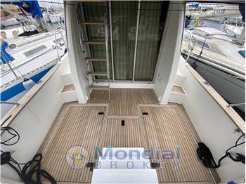 Beneteau s.a. Antares 10,80 fly