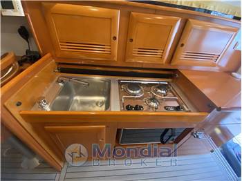 Beneteau s.a. Antares 10,80 fly