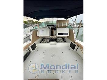 BOSTON WHALER 31 L