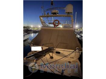 Ferretti 150 fly
