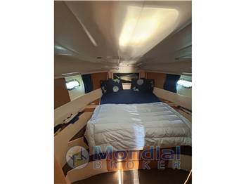 MOCHI DOMINATOR 34 FLY