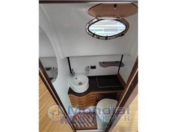 Ranieri 30 Shadow