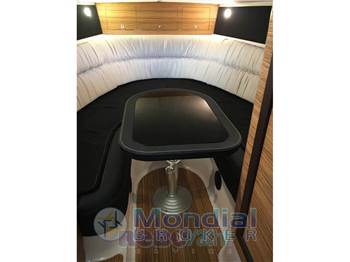 Ranieri 30 Shadow