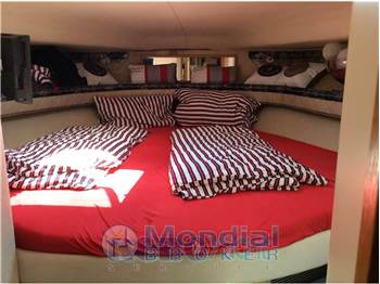 Sea Ray 440 DA Sundancer