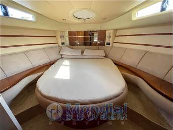 Azimut 46