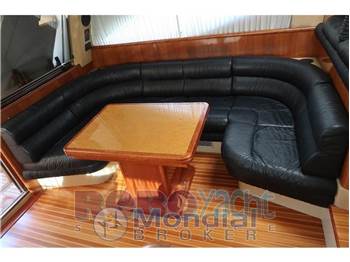 Ferretti 430 Fly
