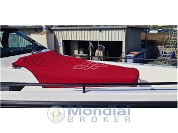 Axopar 37 T-Top Brabus