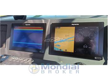 Axopar 37 T-Top Brabus