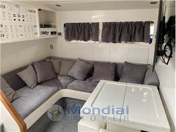 Magnum Marine 53
