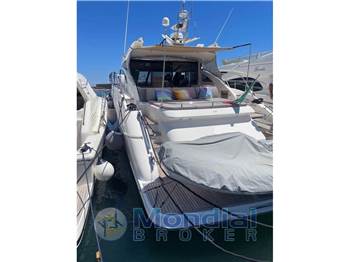 Princess Yachts V62