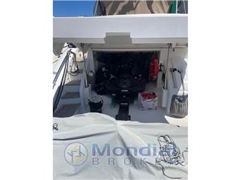 Princess Yachts V62