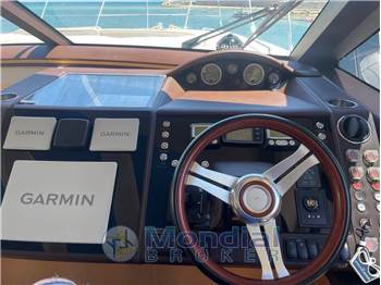 Princess Yachts V62