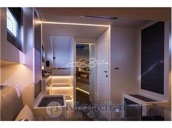 Domina 42 walkaround