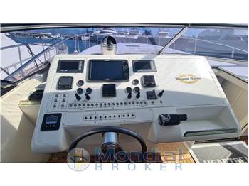 Magnum Marine 53