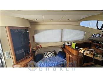 Azimut 46