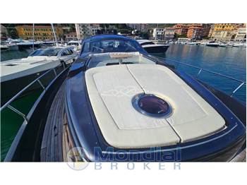 Pershing 80