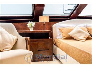 Spertini Alalunga 33 Charter