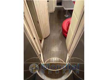 Cantieri di Baia 63 Azzurra