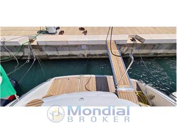 Princess Yachts V50
