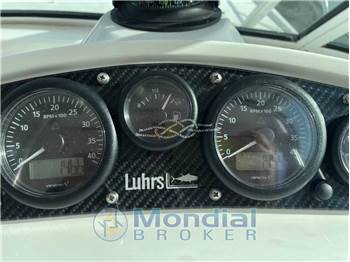 Luhrs 360 Open