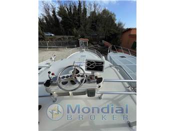 Luhrs 360 Open
